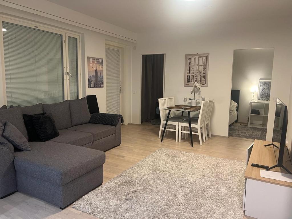 Modern City Apartment With Sauna Nearby The Airport Vantaa Exterior photo